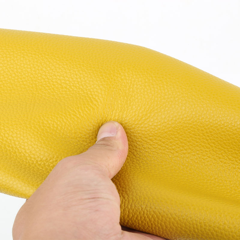 Primeira camada de couro bovin - Baby Nursery Yellow avaliação e preço